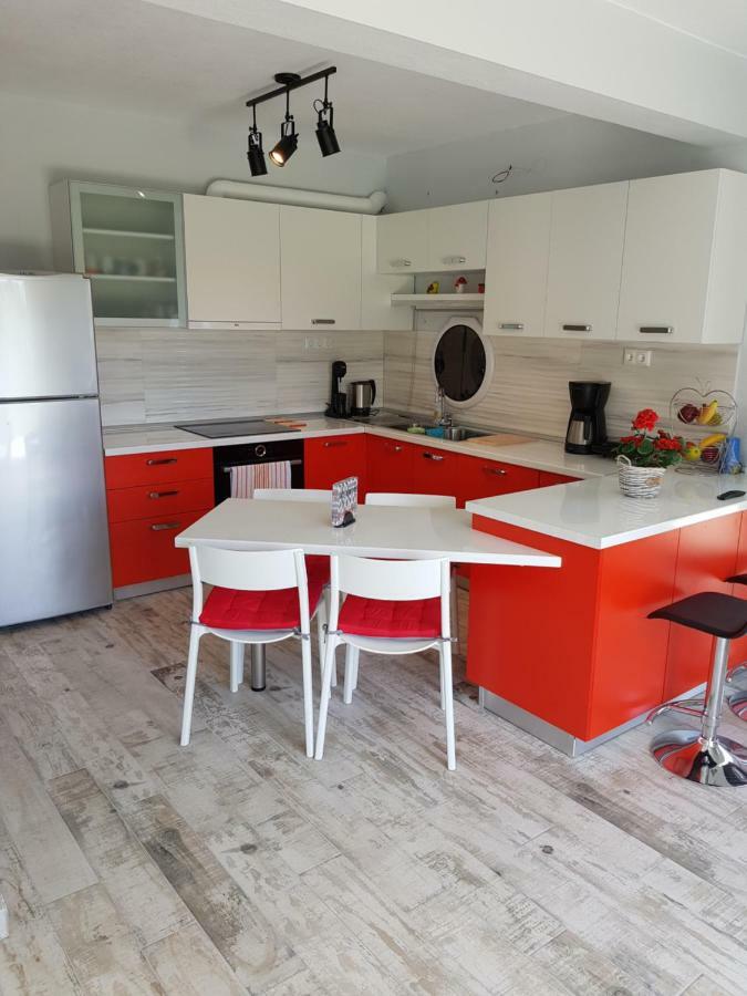 Maison d'hôtes Nautilus à Nea Iraklitsa Extérieur photo